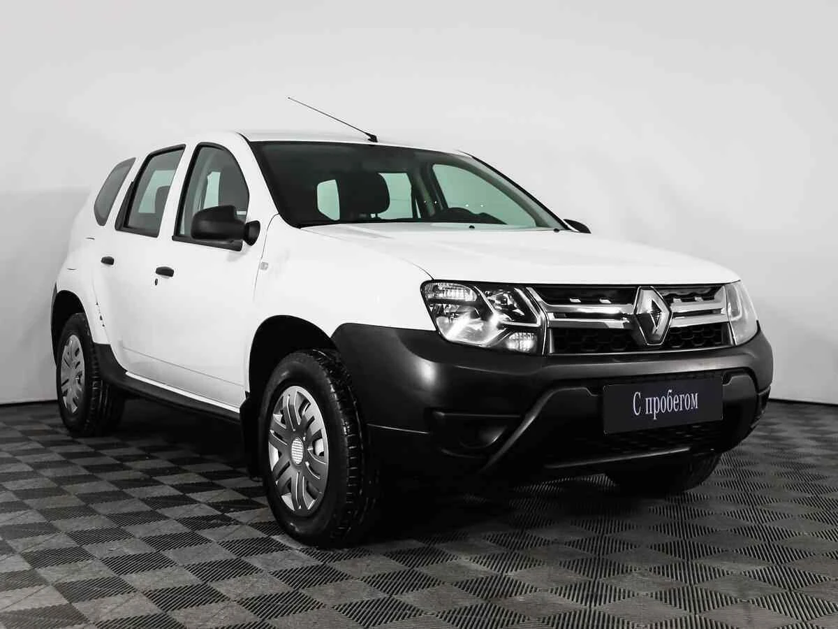 Renault Duster, Белый, 2017, Механическая, 114 л.с., цена от 880 000 руб.