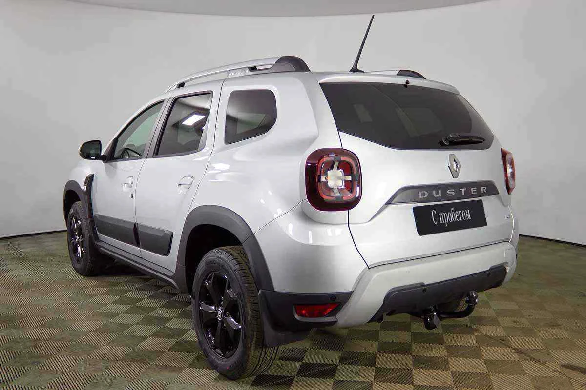 Renault Duster, Серебряный, 2021, Механическая, 109 л.с., цена от 1 981 800 руб.