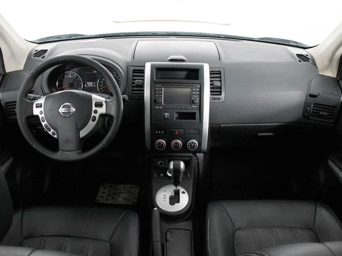 Nissan X-Trail, Белый, 2013, Вариатор, 169 л.с., цена от 759 000 руб.