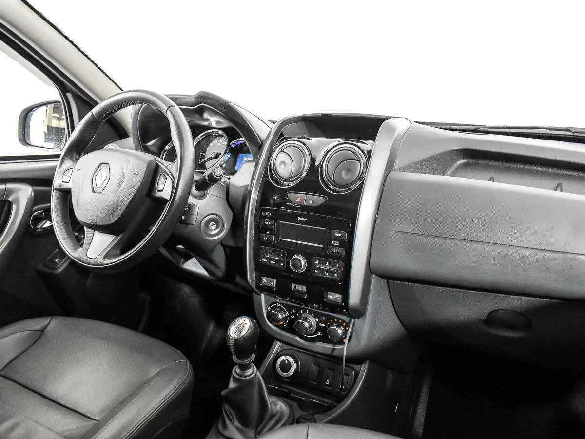 Renault Duster, Серебряный, 2018, Механическая, 143 л.с., цена от 1 251 000 руб.