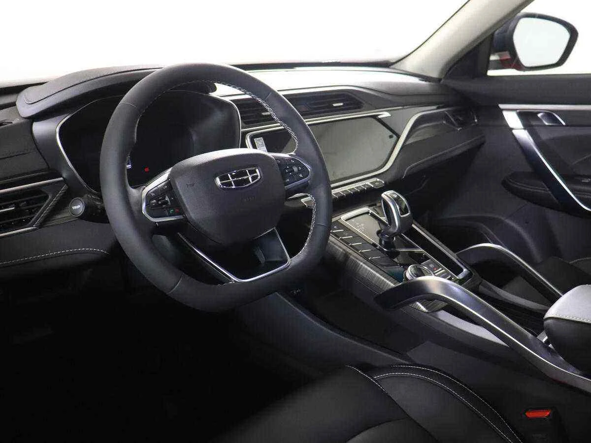 Geely Atlas Pro, Красный, 2022, Автоматическая, 177 л.с., цена от 2 050 000 руб.