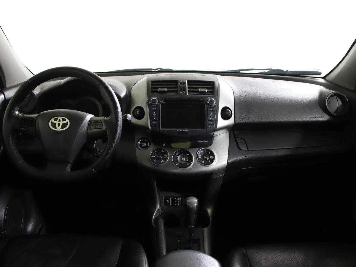 Toyota RAV 4, Коричневый, 2011, Вариатор, 158 л.с., цена от 749 000 руб.