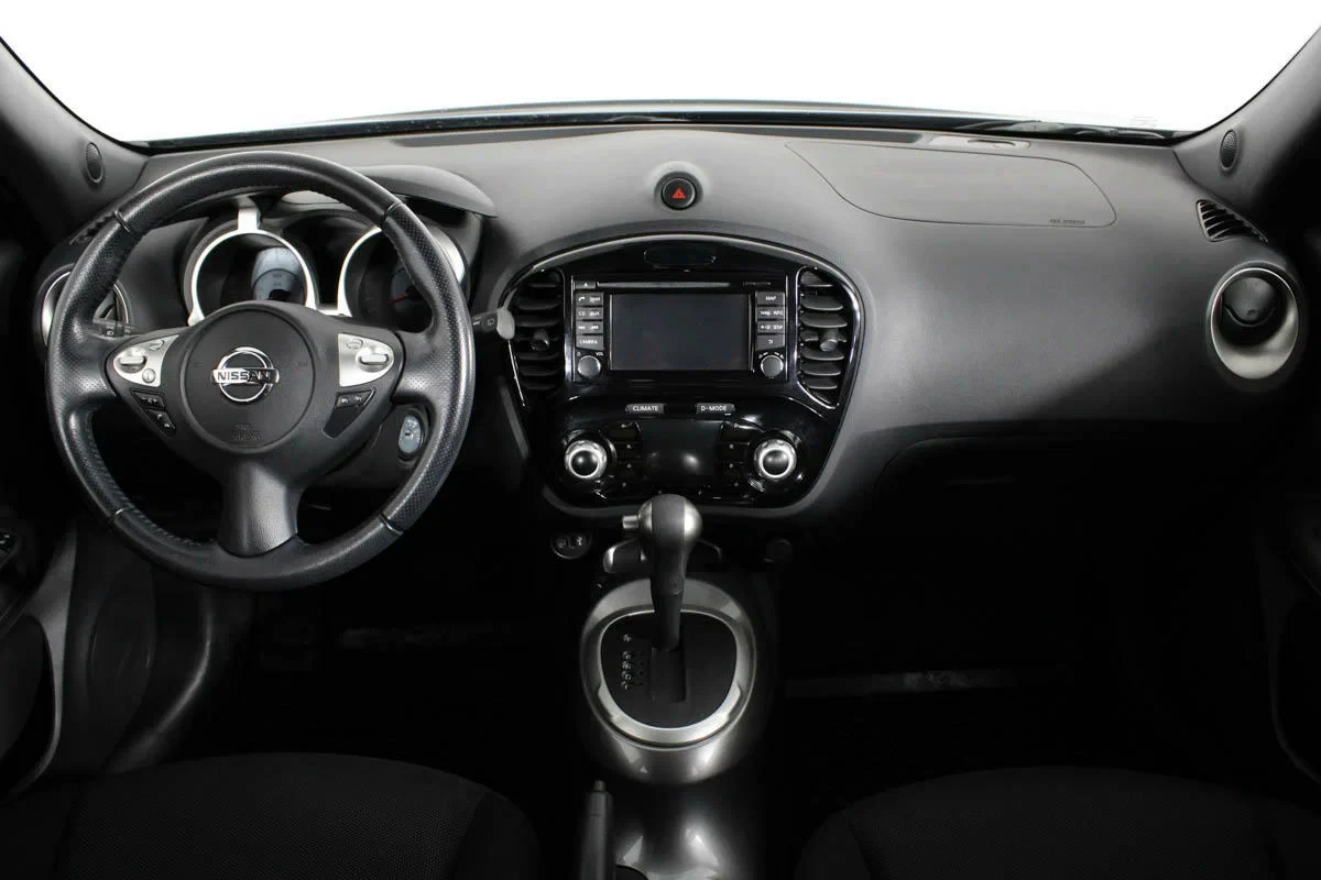 Nissan Juke, Черный, 2014, Вариатор, 117 л.с., цена от 888 000 руб.