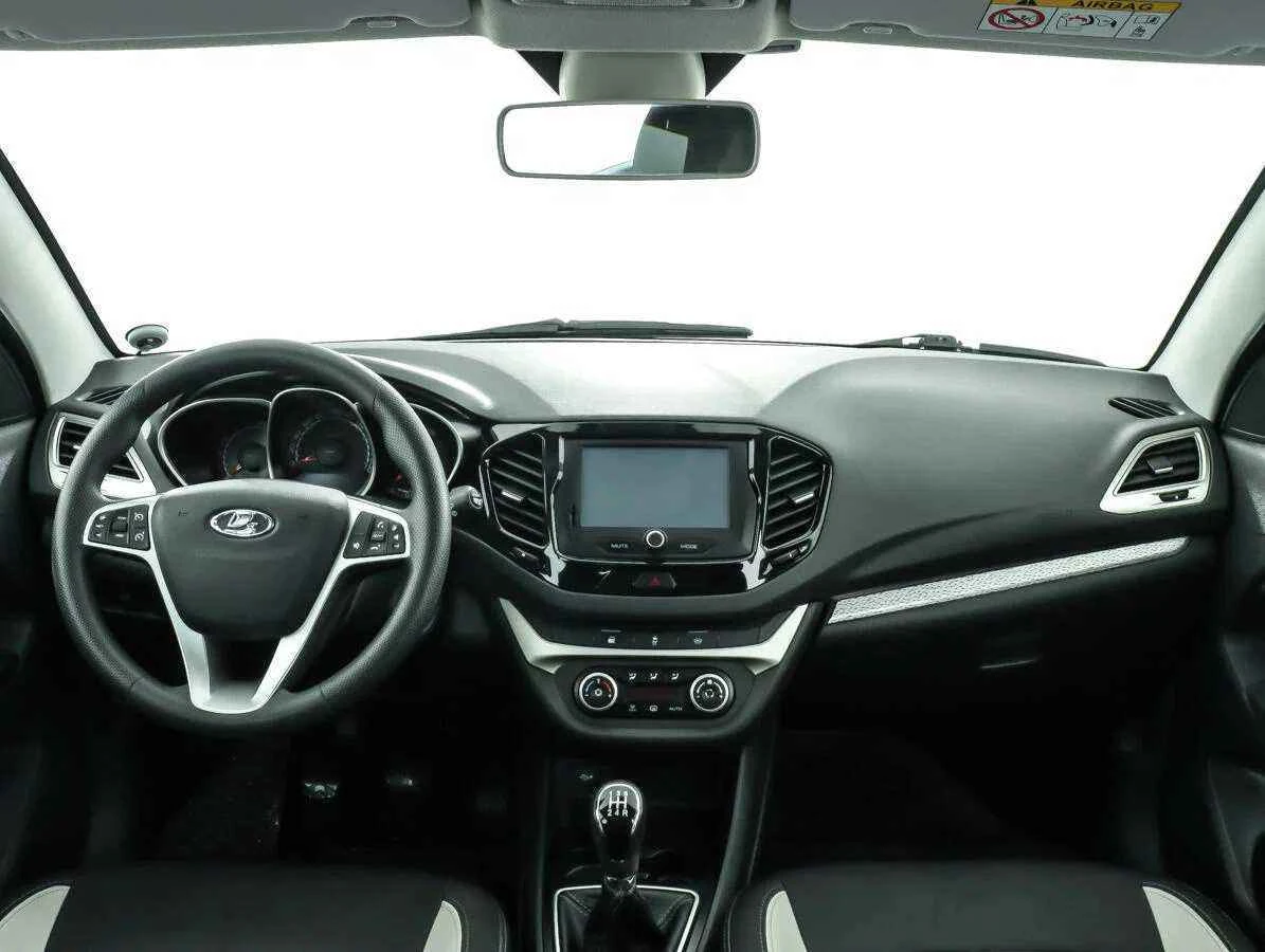 LADA Vesta SW Cross, Синий, 2018, Робот, 122 л.с., цена от 632 000 руб.
