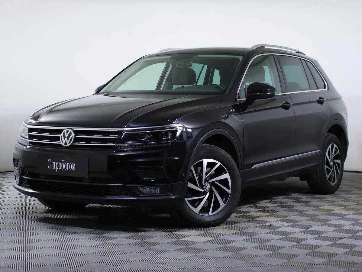 Volkswagen Tiguan, Черный, 2018, Робот, 180 л.с., цена от 1 503 000 руб.
