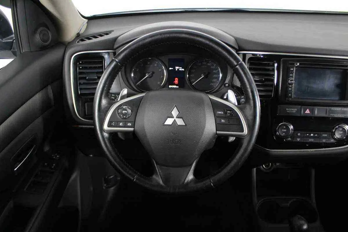 Mitsubishi Outlander, Белый, 2014, Вариатор, 167 л.с., цена от 1 049 000 руб.