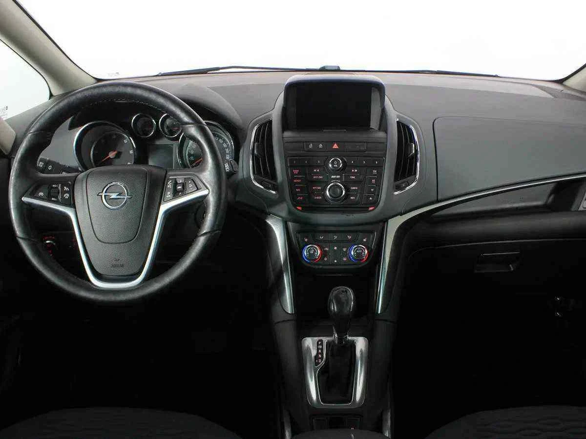 Opel Zafira, Белый, 2013, Автоматическая, 165 л.с., цена от 915 000 руб.