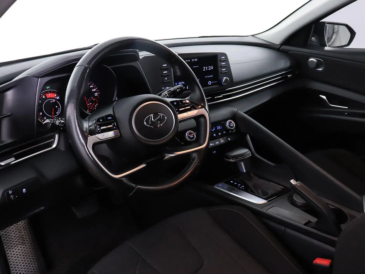 Hyundai Elantra, Черный, 2021, Автоматическая, 150 л.с., цена от 1 581 000 руб.