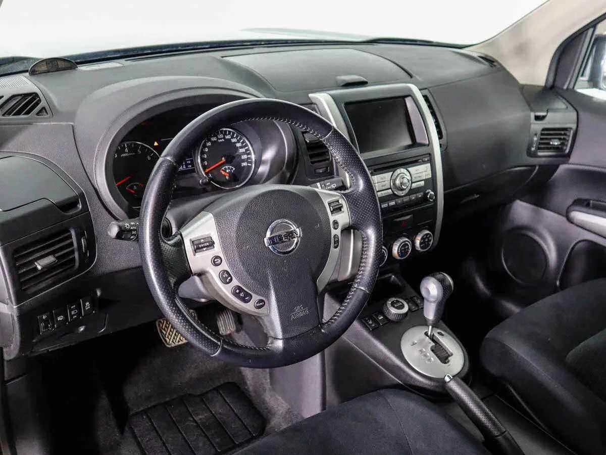 Nissan X-Trail, Фиолетовый, 2011, Вариатор, 168 л.с., цена от 689 000 руб.