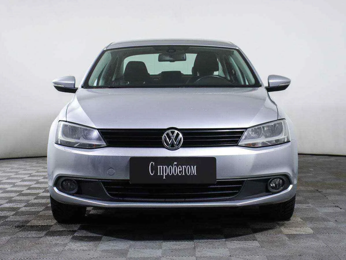 Volkswagen Jetta, Серебряный, 2012, Робот, 122 л.с., цена от 555 000 руб.