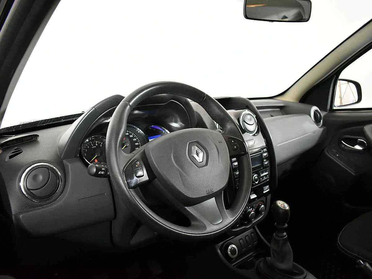 Renault Duster, Коричневый, 2017, Механическая, 114 л.с., цена от 1 127 000 руб.