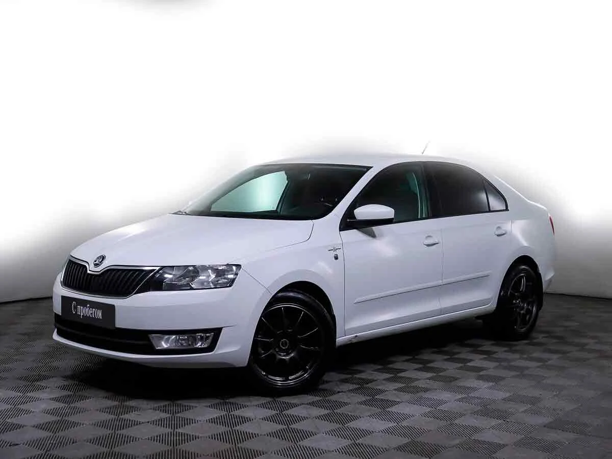 SKODA RAPID, Белый, 2016, Робот, 125 л.с., цена от 748 000 руб.