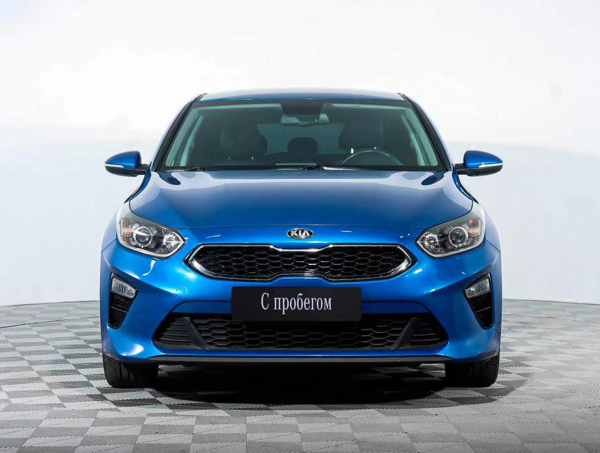 KIA CEED, Синий, 2019, Робот, 140 л.с., цена от 1 176 000 руб.