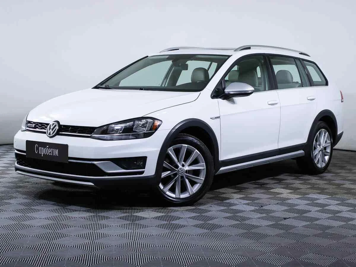 Volkswagen Golf, Белый, 2017, Робот, 170 л.с., цена от 1 450 000 руб.
