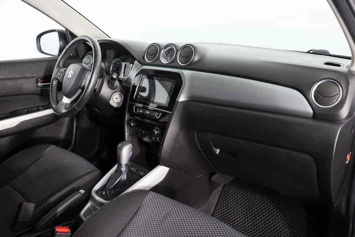 Suzuki Vitara, Серый, 2015, Автоматическая, 117 л.с., цена от 988 000 руб.