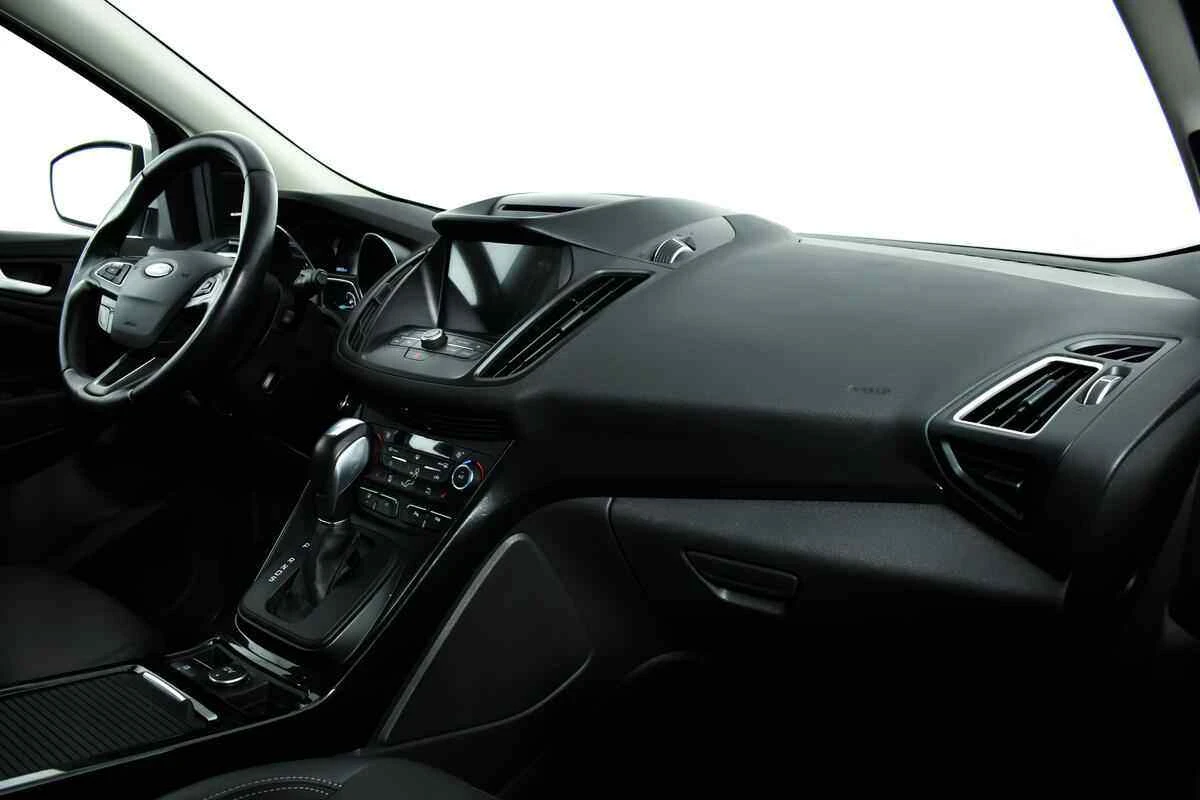 Ford Kuga, Серебряный, 2017, Автоматическая, 150 л.с., цена от 1 060 000 руб.