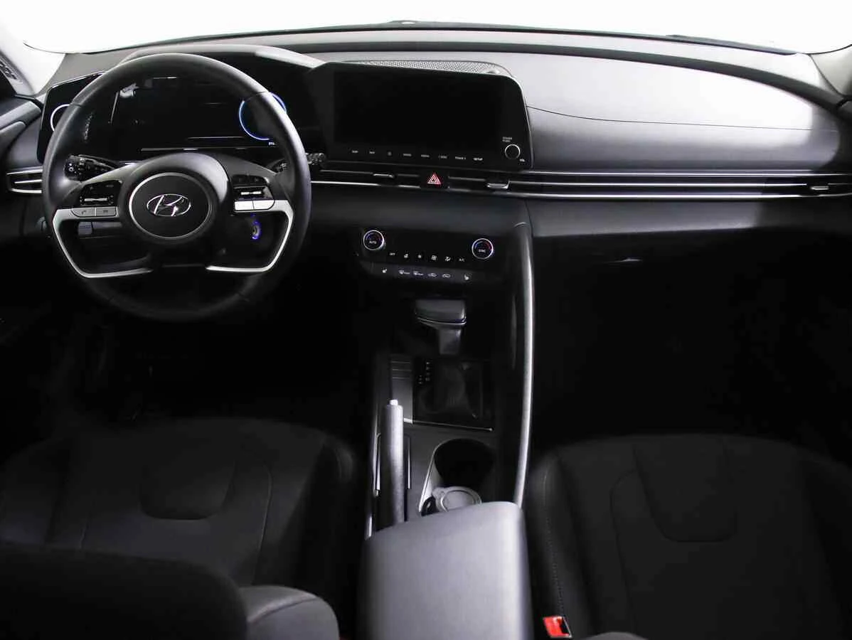 Hyundai Elantra, Белый, 2022, Автоматическая, 128 л.с., цена от 1 969 000 руб.