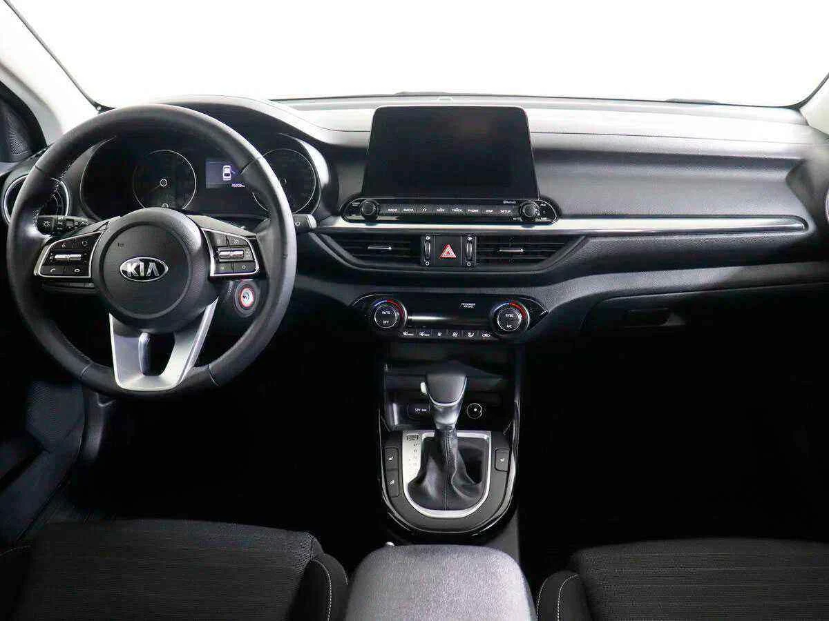 KIA Cerato, Серебряный, 2020, Автоматическая, 150 л.с., цена от 1 522 000 руб.