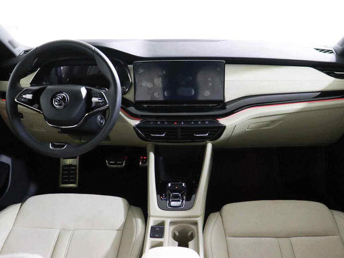Skoda Octavia, Серый, 2022, Робот, 150 л.с., цена от 2 490 000 руб.