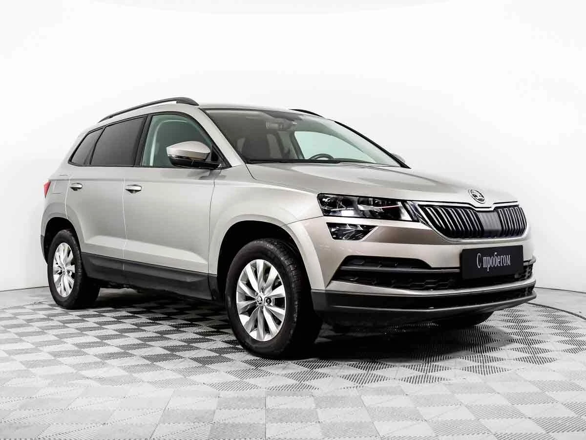 SKODA KAROQ, Коричневый, 2020, Автоматическая, 150 л.с., цена от 1 424 000 руб.