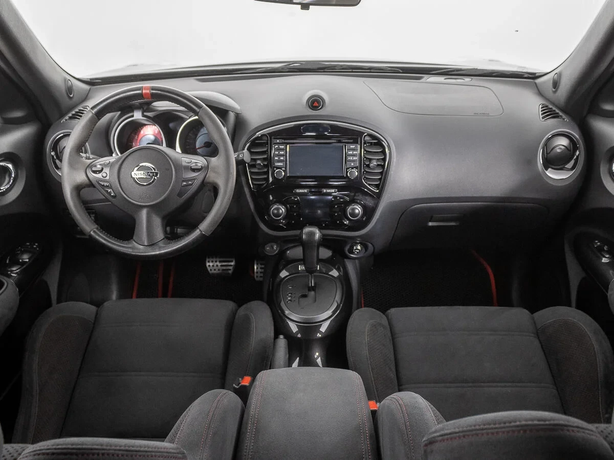 Nissan Juke, Черный, 2013, Вариатор, 190 л.с., цена от 566 700 руб.