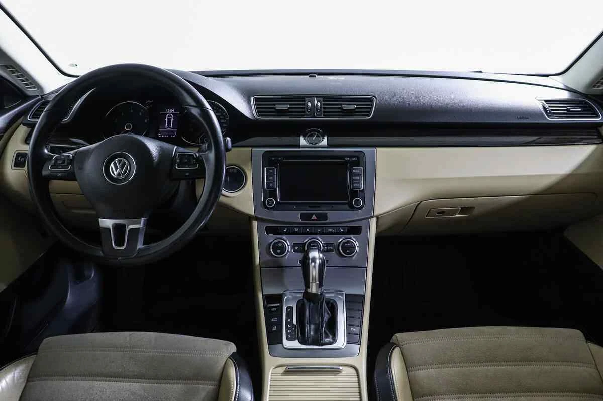 Volkswagen Passat CC, Черный, 2012, Робот, 210 л.с., цена от 700 000 руб.