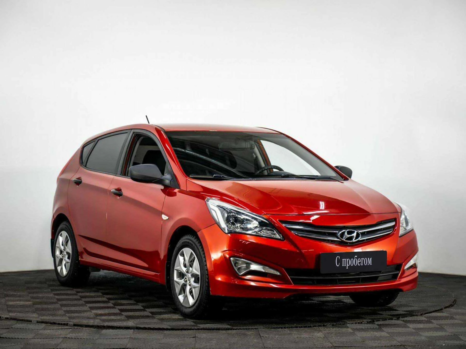 HYUNDAI SOLARIS, Красный, 2014, Автоматическая, 107 л.с., цена от 624 800 руб.