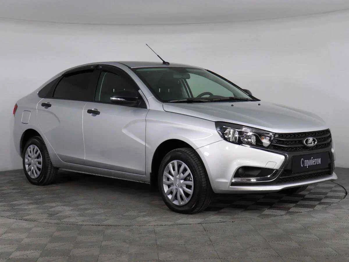 LADA Vesta, Серый, 2022, Механическая, 106 л.с., цена от 785 000 руб.