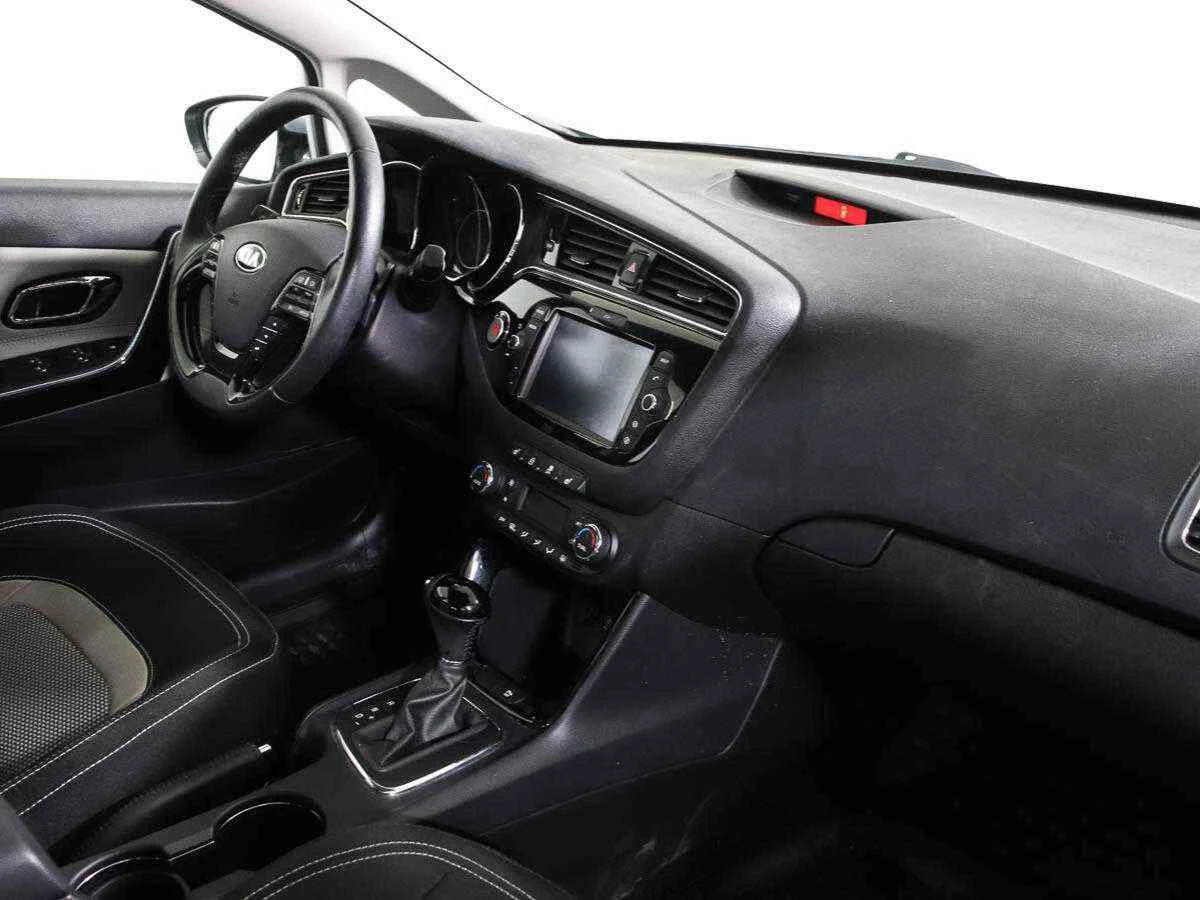 KIA Ceed, Серебряный, 2018, Робот, 135 л.с., цена от 970 000 руб.
