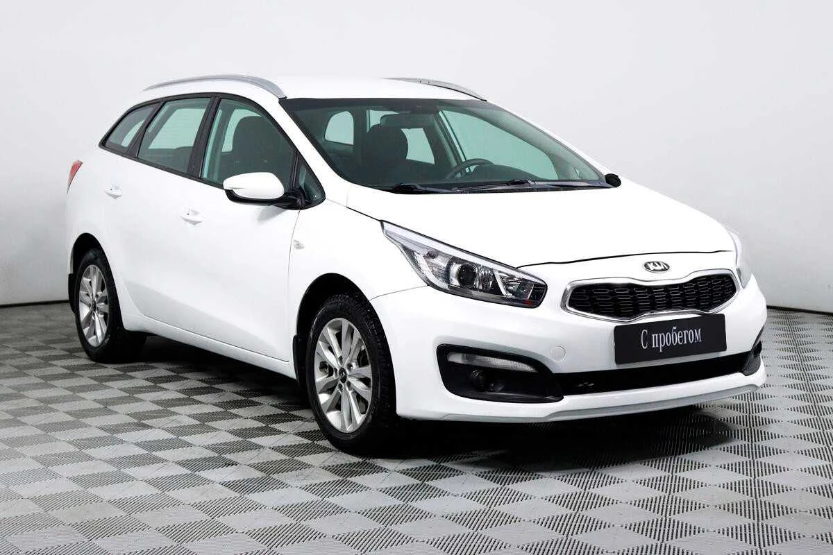 KIA CEED, Белый, 2018, Автоматическая, 130 л.с., цена от 912 000 руб.