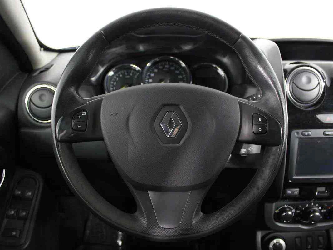 Renault Duster, Коричневый, 2016, Механическая, 143 л.с., цена от 1 068 000 руб.