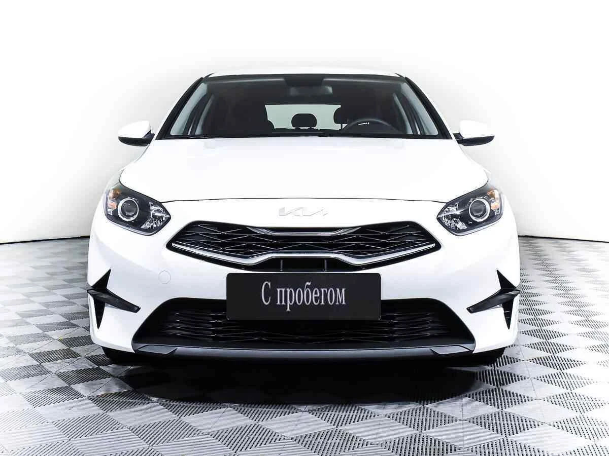 KIA Ceed, Белый, 2022, Автоматическая, 128 л.с., цена от 1 405 000 руб.