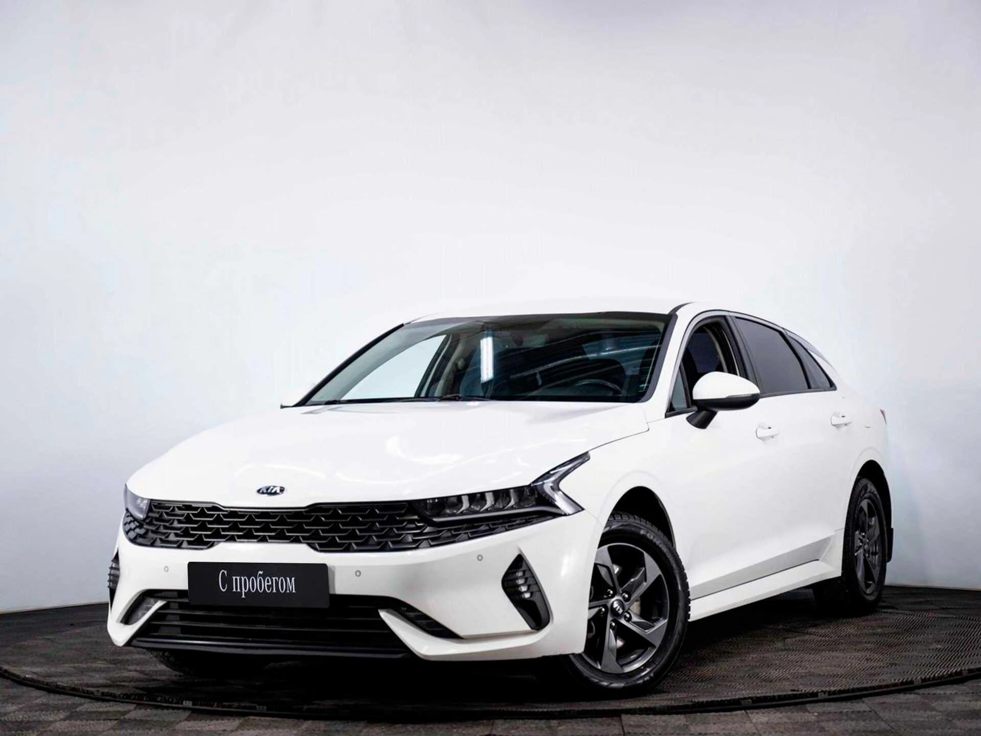 KIA K5, Белый, 2021, Автоматическая, 150 л.с., цена от 1 440 000 руб.