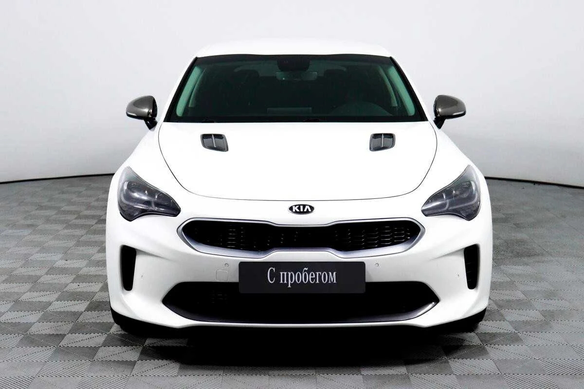 KIA STINGER, Белый, 2021, Автоматическая, 247 л.с., цена от 1 824 000 руб.