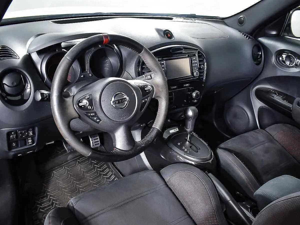 Nissan Juke, Белый, 2014, Вариатор, 190 л.с., цена от 483 700 руб.