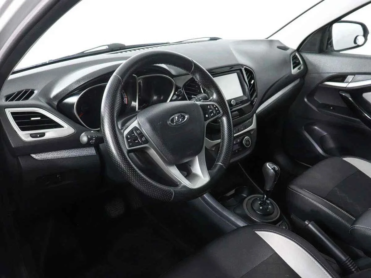 LADA Vesta SW Cross, Серебряный, 2019, Автоматическая, 122 л.с., цена от 797 000 руб.