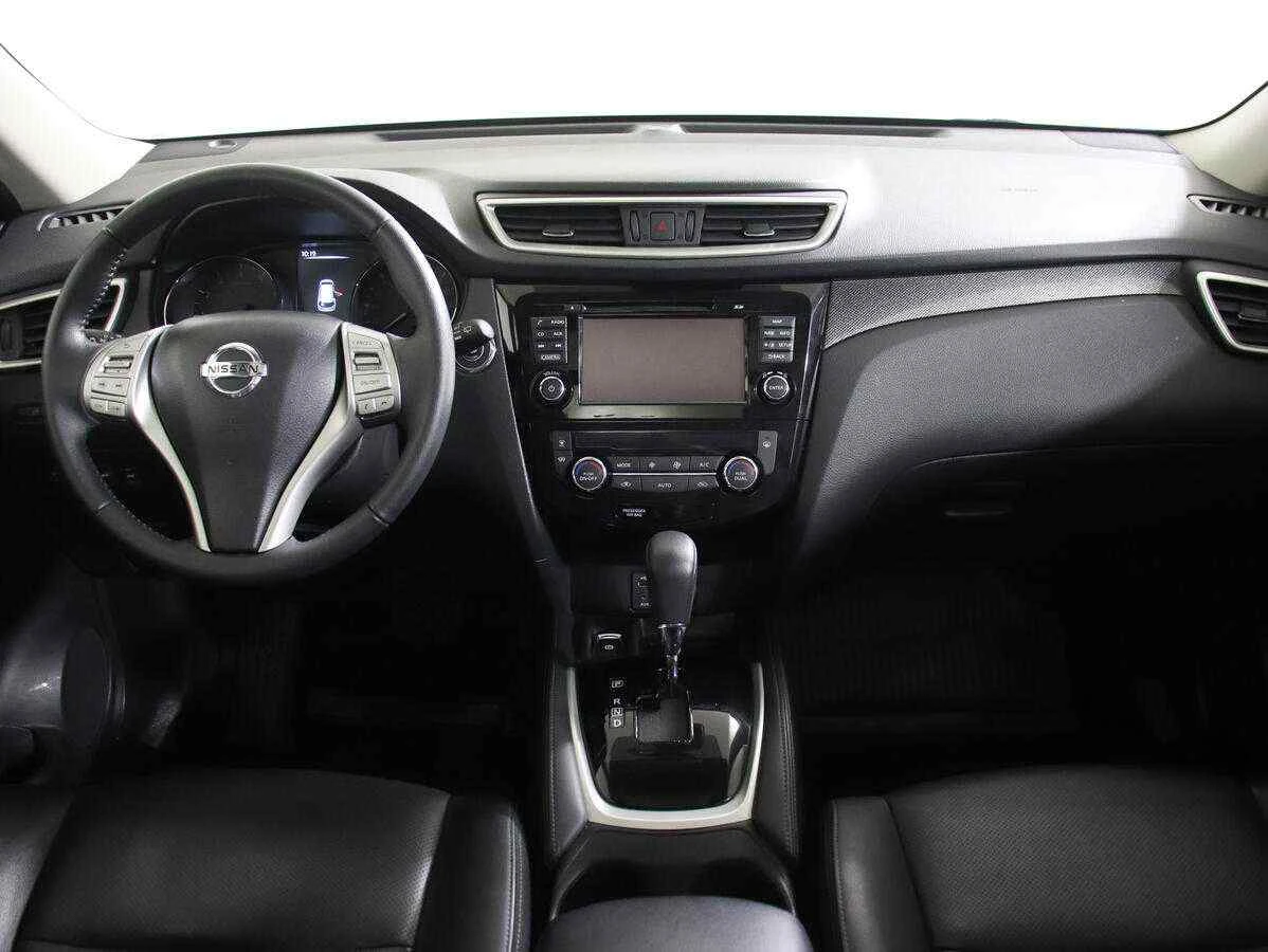 Nissan X-Trail, Серебряный, 2015, Вариатор, 171 л.с., цена от 1 377 000 руб.