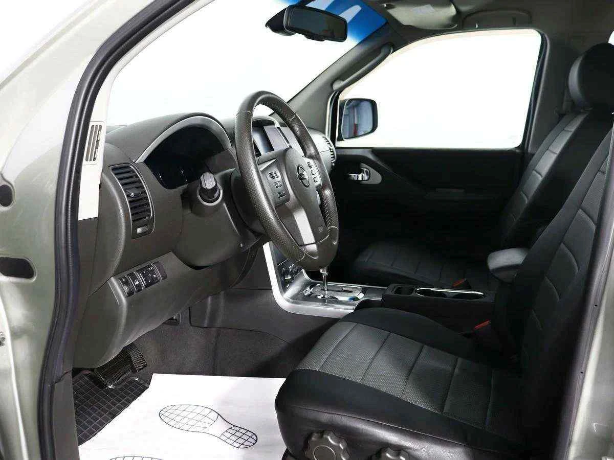 Nissan Pathfinder, Серый, 2011, Автоматическая, 190 л.с., цена от 912 000 руб.