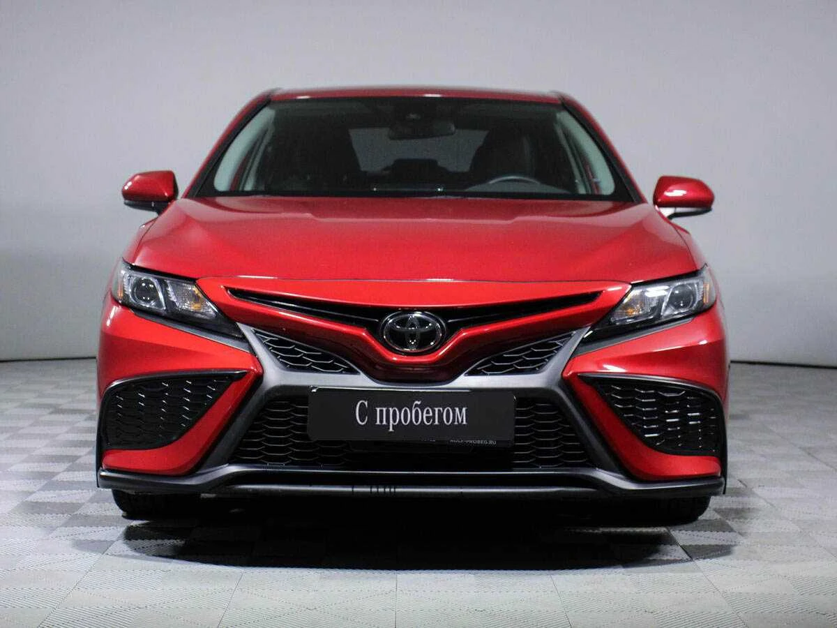 TOYOTA CAMRY, Красный, 2021, Автоматическая, 206 л.с., цена от 2 016 000 руб.