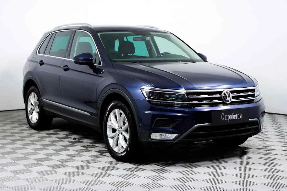 VOLKSWAGEN TIGUAN, Синий, 2017, Робот, 150 л.с., цена от 1 862 400 руб.