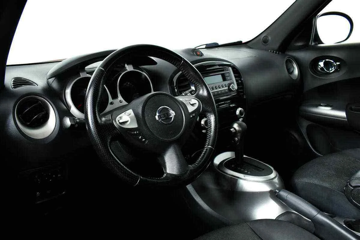 Nissan Juke, Красный, 2012, Вариатор, 117 л.с., цена от 495 000 руб.