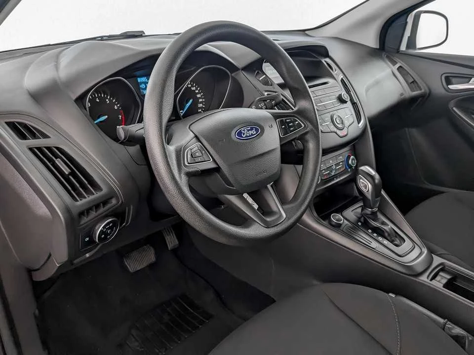 FORD FOCUS, Белый, 2018, Робот, 105 л.с., цена от 888 000 руб.