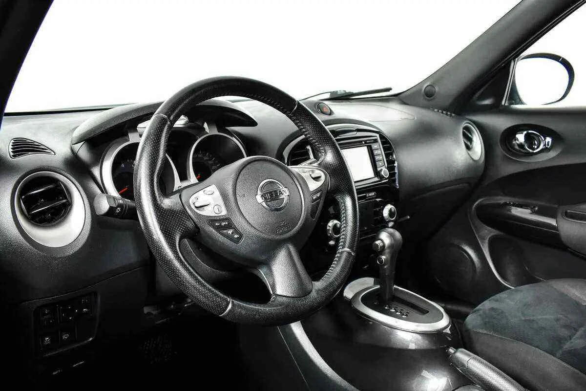 Nissan Juke, Черный, 2014, Вариатор, 117 л.с., цена от 1 580 000 руб.