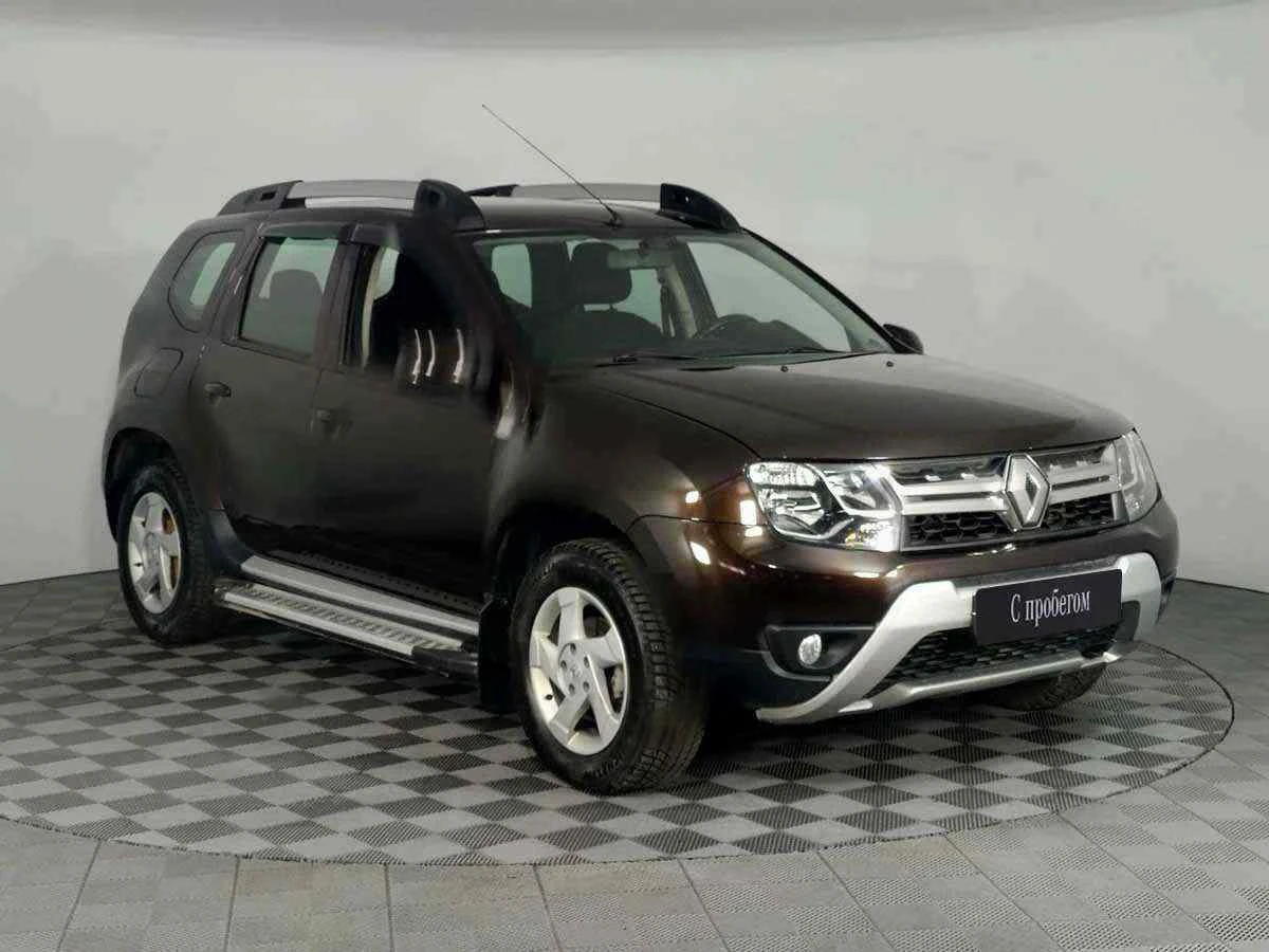 Renault Duster, Коричневый, 2016, Механическая, 109 л.с., цена от 967 000 руб.