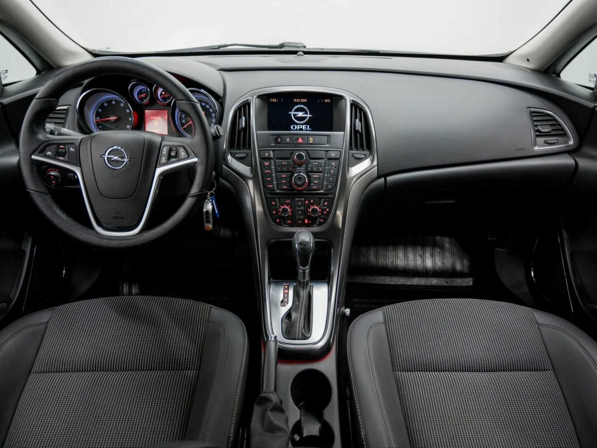 OPEL ASTRA, Белый, 2012, Автоматическая, 115 л.с., цена от 504 000 руб.