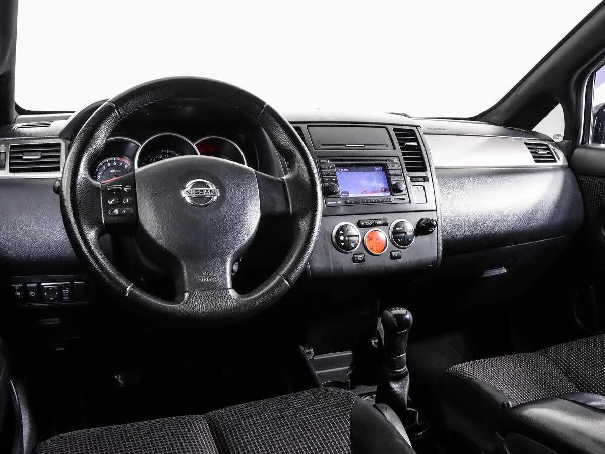 NISSAN TIIDA, Черный, 2010, Механическая, 110 л.с., цена от 504 000 руб.