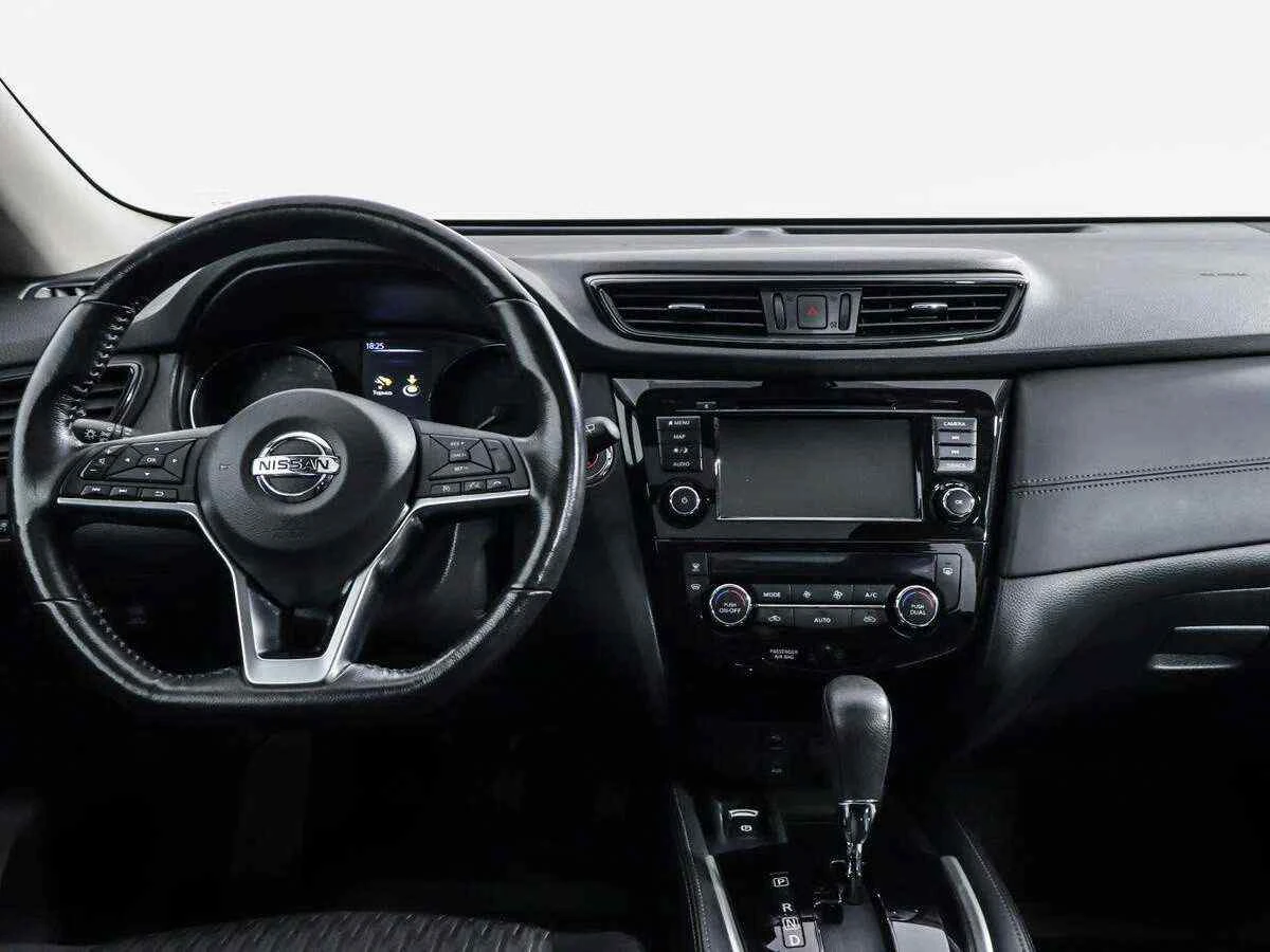 Nissan X-Trail, Белый, 2018, Вариатор, 171 л.с., цена от 1 852 000 руб.