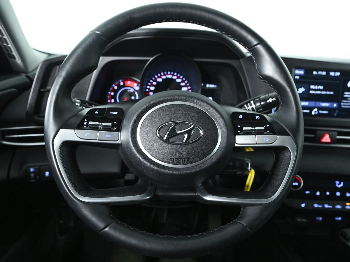 Hyundai Elantra, Серый, 2021, Автоматическая, 128 л.с., цена от 1 576 000 руб.