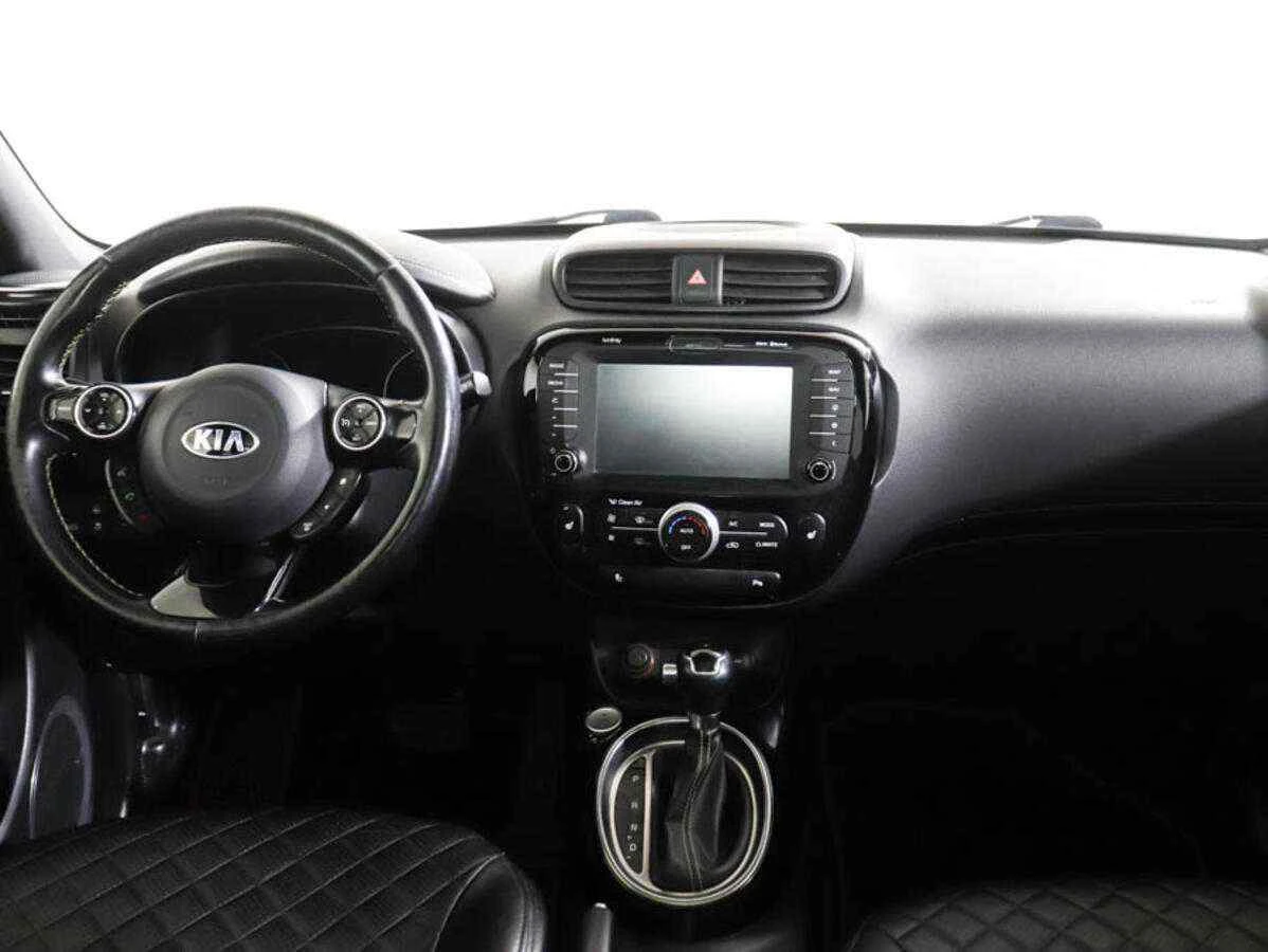 KIA Soul, Красный, 2015, Автоматическая, 128 л.с., цена от 910 000 руб.