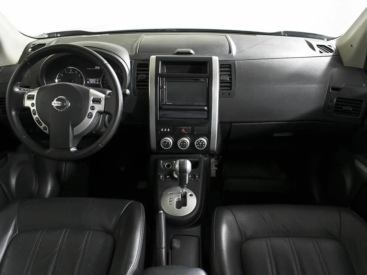 Nissan X-Trail, Бежевый, 2011, 169 л.с., цена от 797 000 руб.